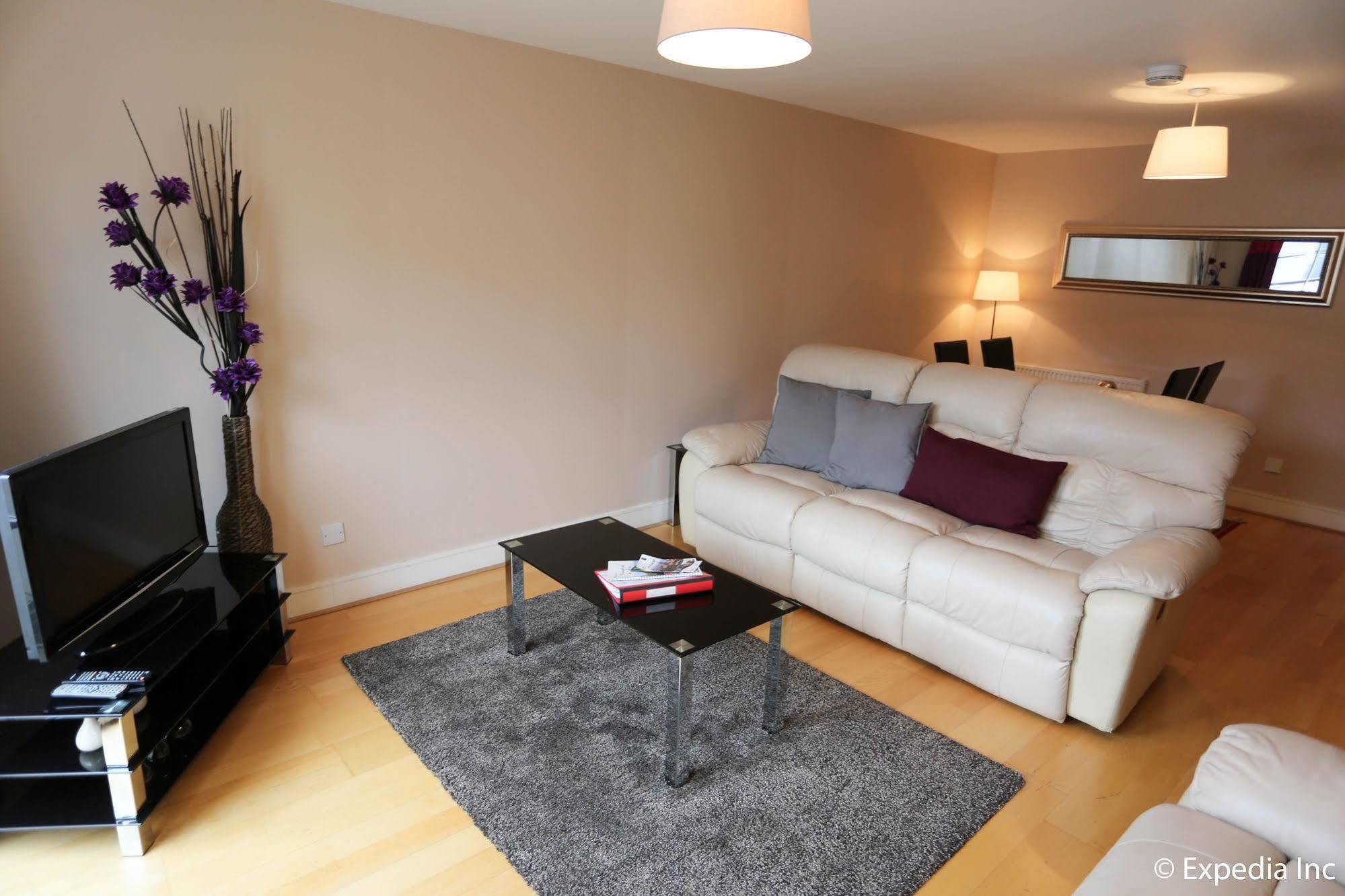 Edinburgh Playhouse Apartments ภายนอก รูปภาพ
